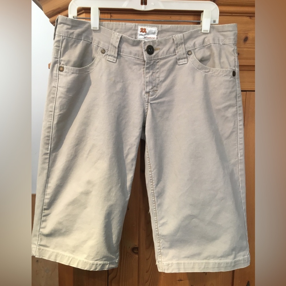 Authentic Twill Twenty Two 22 Bermuda Long Sand S… - image 1